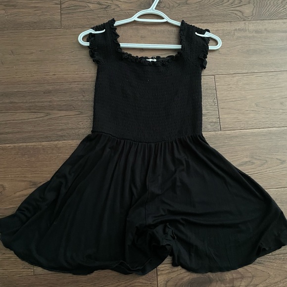 Garage romper - Picture 1 of 2